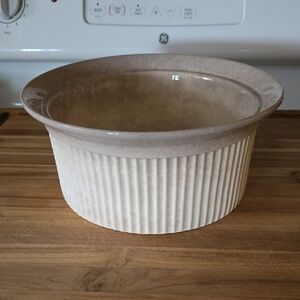 Cream and Brown Ceramic Studio Nova Baking Dish
